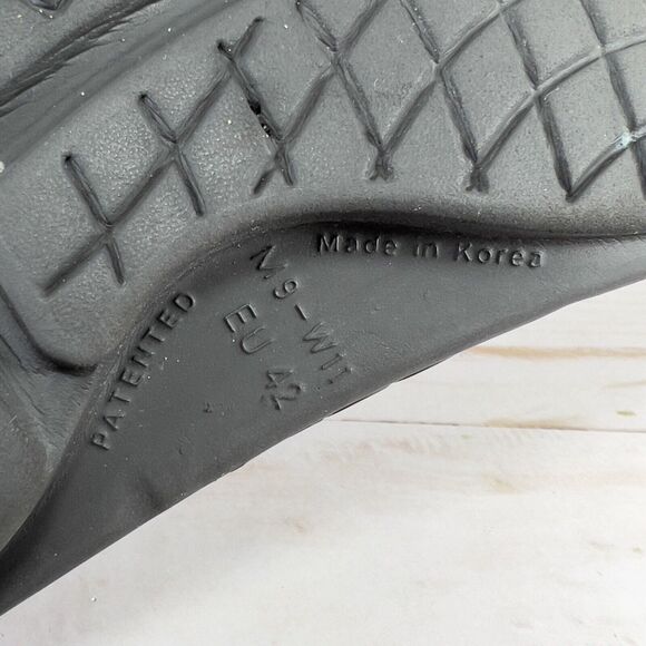 Oofos Ooriginal Flip Flops Mens Size 9 Black Comfort Recovery Sandals, Womens 11 - Picture 9 of 9